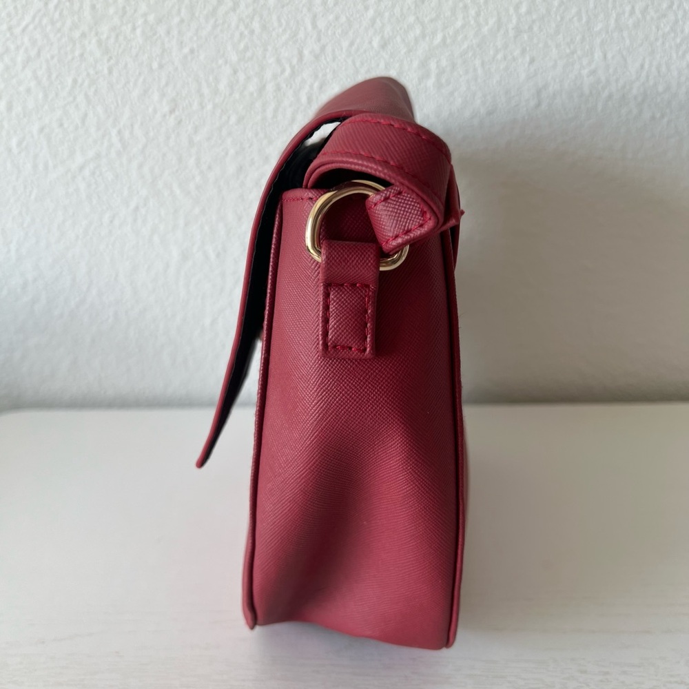 Red Crossbody - Picture 6 of 8